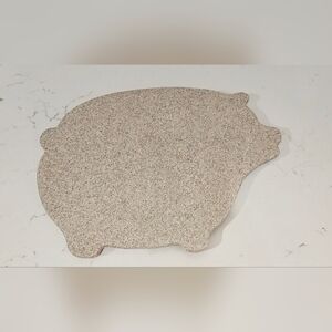 Pig Cutting Board/Cheese Board Corian Elevated Non Slip Bottom